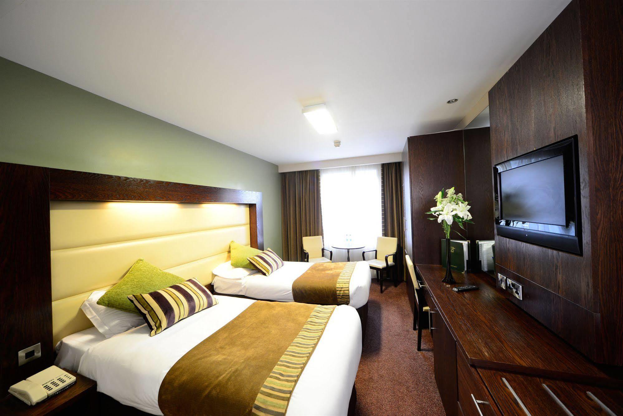 Treacy'S Hotel Wexford Enniscorthy Exterior photo
